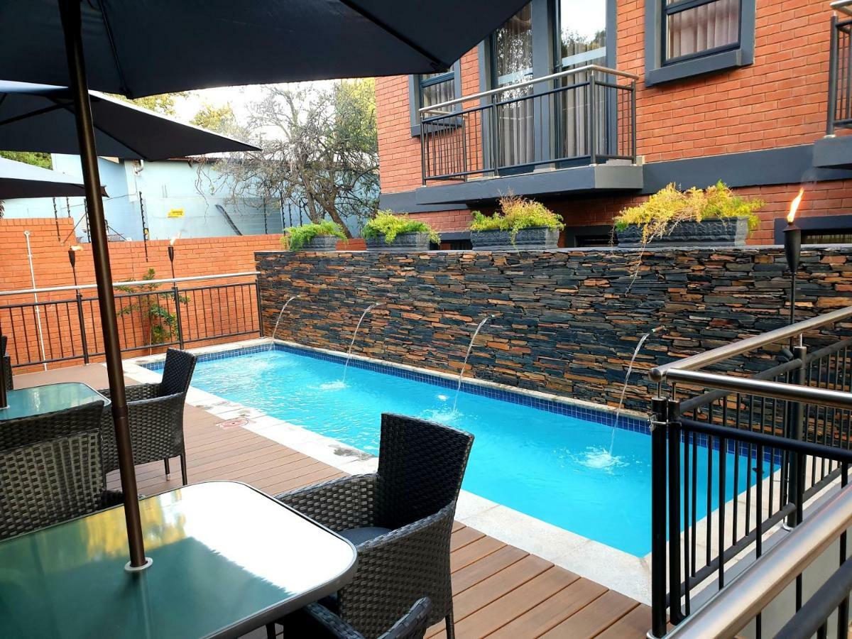Hotel At Hatfield Apartments Pretoria Exterior foto